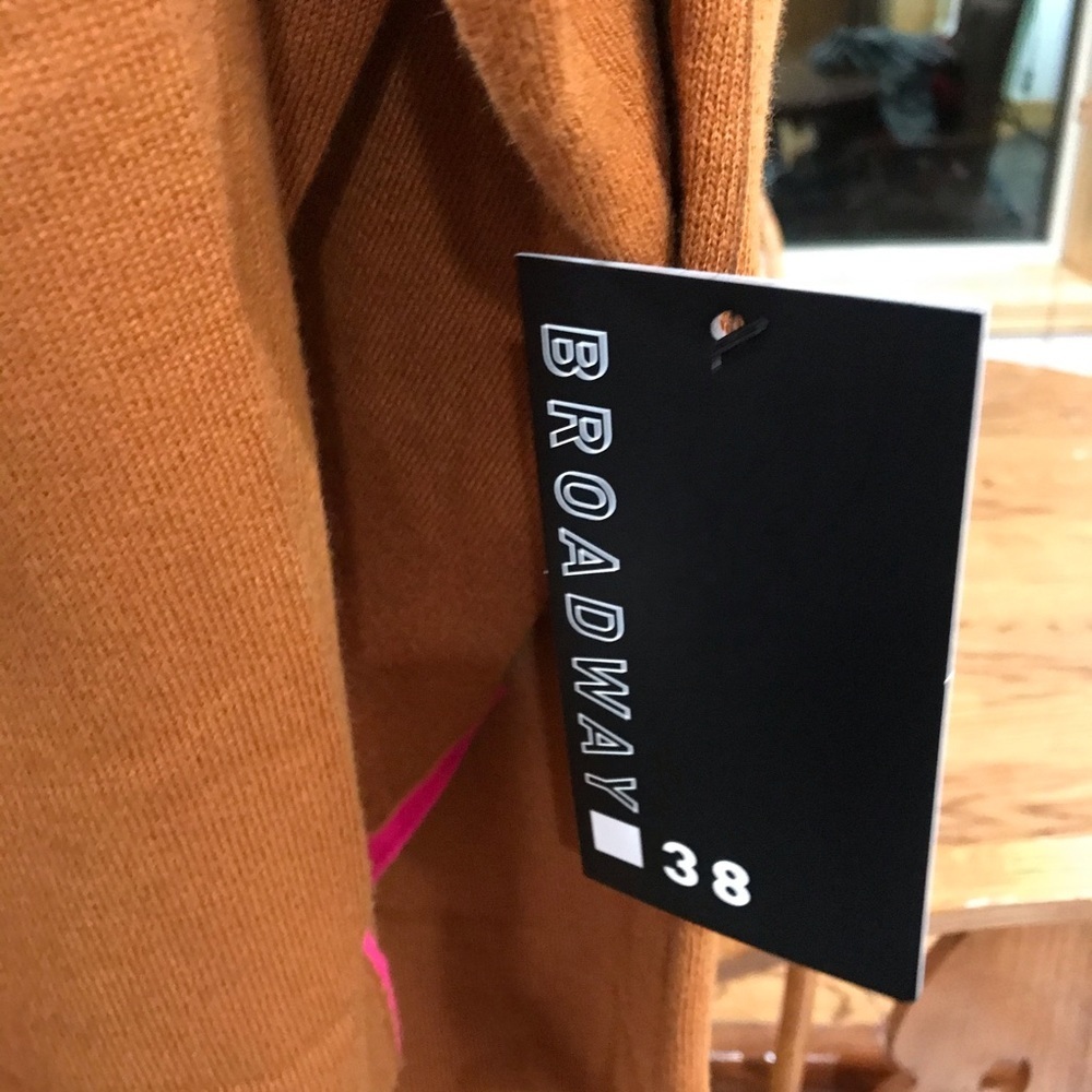 Broadway 38 Color Block Oversized Sweater - Picture 7 of 7